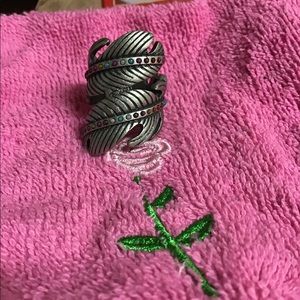 Multi-stoned Feather ring